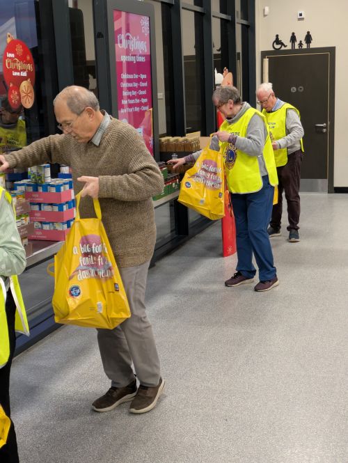 Packing Christmas Food parcels Packing Christmas Food parcels